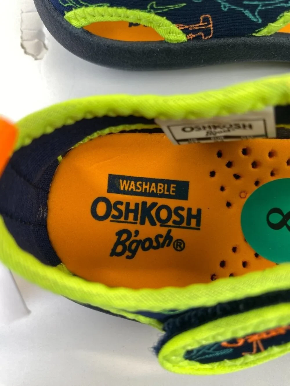 OshKosh Toddler Shark Theme Swim Beach Shoes  8M New w/ tags